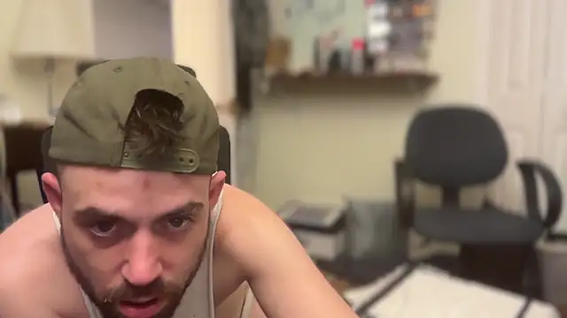 Snapshot of Fr4nk1eFFuxxx chatting on 02.16.25 Fr4nk1eFFuxxx online show from 02.16.25