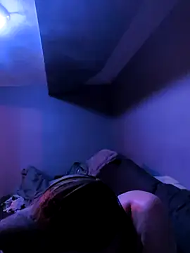 Snapshot of Fr4nk1eFFuxxx chatting on 03.15.26 Fr4nk1eFFuxxx online show from 03.15.26