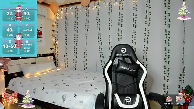 Snapshot of kimchi_03 chatting on 12.21.24 kimchi 03 online show from 12.21.24