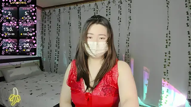 Snapshot of kimchi_03 chatting on 02.13.25 kimchi 03 online show from 02.13.25