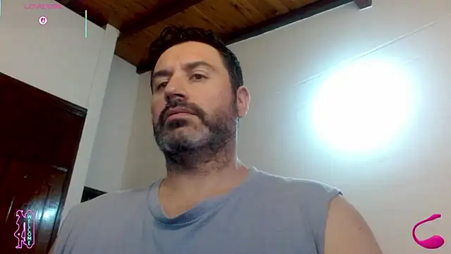 Snapshot of rodrher81 chatting on 05.22.26 rodrher81 online show from 05.22.26