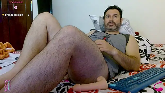 Snapshot of rodrher81 chatting on 06.14.26 rodrher81 online show from 06.14.26