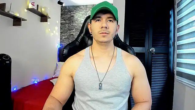 Snapshot of ransoj chatting on 12.01.24 ransoj online show from 12.01.24