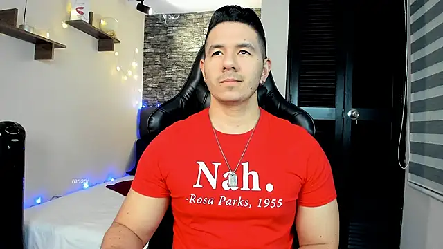 Snapshot of ransoj chatting on 12.08.24 ransoj online show from 12.08.24