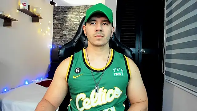 Snapshot of ransoj chatting on 12.14.24 ransoj online show from 12.14.24