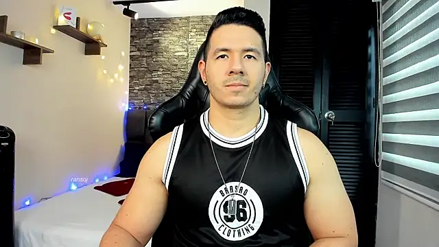 Snapshot of ransoj chatting on 12.15.24 ransoj online show from 12.15.24