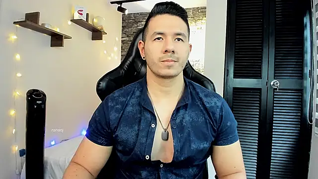 Snapshot of ransoj chatting on 01.12.25 ransoj online show from 01.12.25