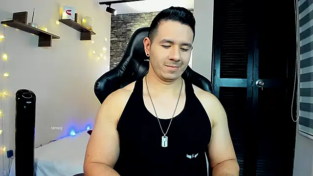 Snapshot of ransoj chatting on 01.15.25 ransoj online show from 01.15.25