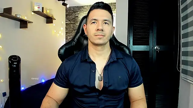 Snapshot of ransoj chatting on 02.12.25 ransoj online show from 02.12.25