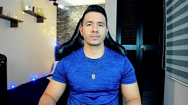 Snapshot of ransoj chatting on 02.14.25 ransoj online show from 02.14.25