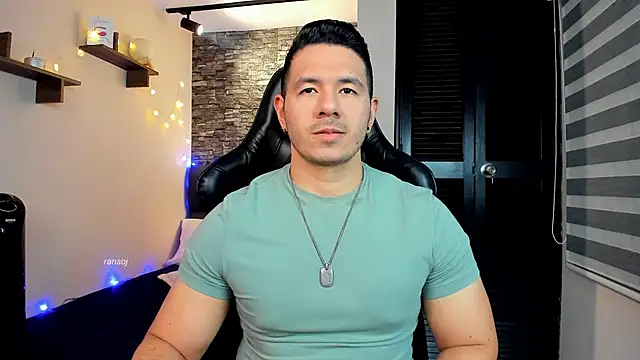 Snapshot of ransoj chatting on 02.16.25 ransoj online show from 02.16.25