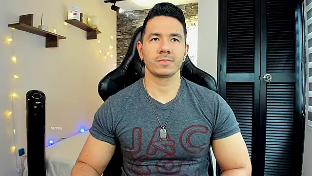 Snapshot of ransoj chatting on 02.25.25 ransoj online show from 02.25.25