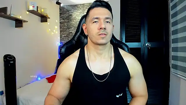 Snapshot of ransoj chatting on 02.28.25 ransoj online show from 02.28.25