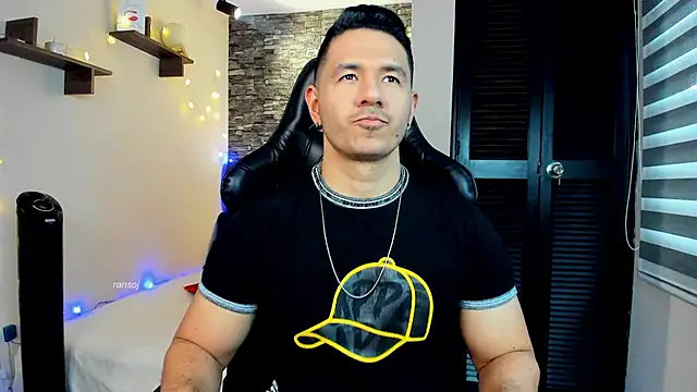 Snapshot of ransoj chatting on 02.28.25 ransoj online show from 02.28.25