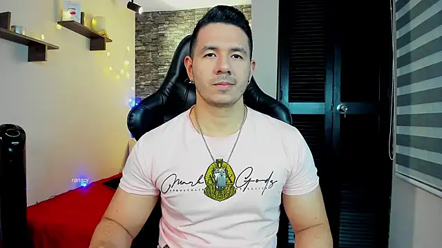 Snapshot of ransoj chatting on 03.06.25 ransoj online show from 03.06.25