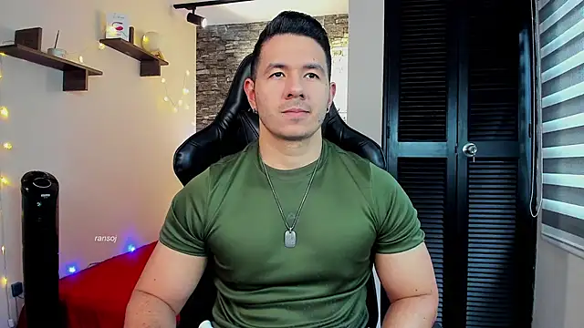 Snapshot of ransoj chatting on 03.07.25 ransoj online show from 03.07.25