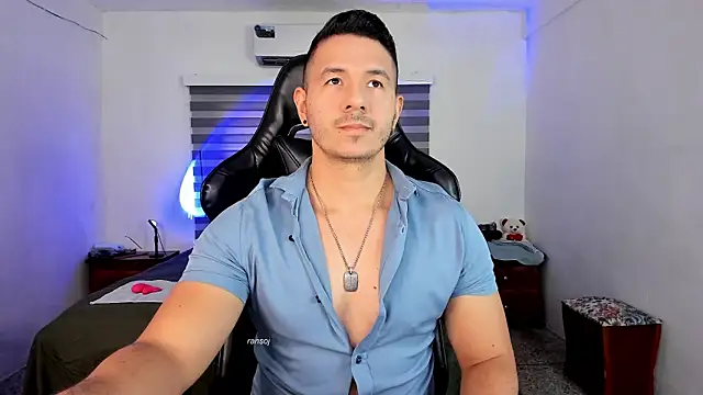 Snapshot of ransoj chatting on 09.11.25 ransoj online show from 09.11.25