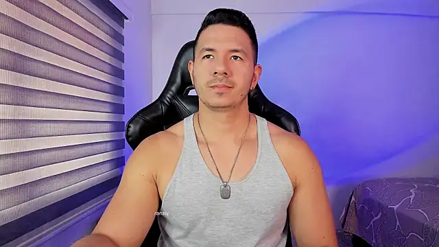 Snapshot of ransoj chatting on 11.27.25 ransoj online show from 11.27.25