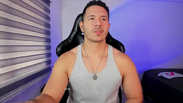 Snapshot of ransoj chatting on 12.01.25 ransoj online show from 12.01.25