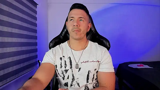 Snapshot of ransoj chatting on 12.02.25 ransoj online show from 12.02.25