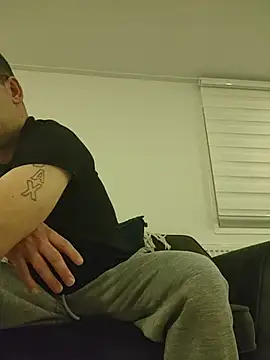 steviebigdick1992 online show from 11.05.25