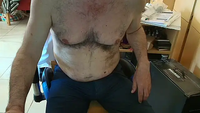 Snapshot of angelgarcia269 chatting on 11.11.25 angelgarcia269 online show from 11.11.25