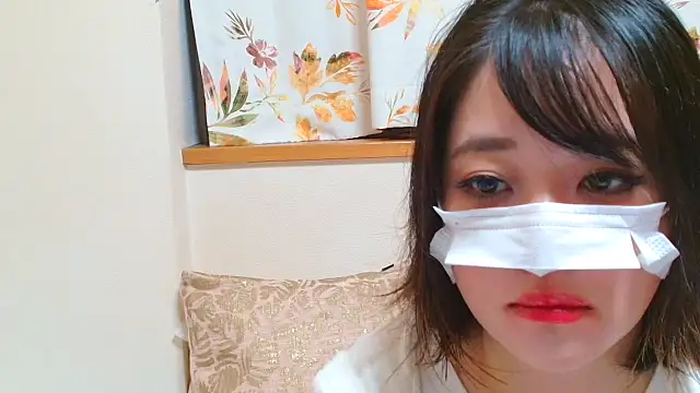 liliyRiSAcha-n online show from 10.17.25