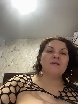 Taisia W online show from 02.20.26