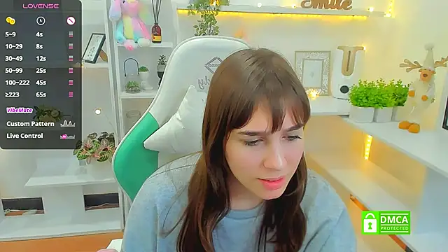  Eliizabeth  online show from 02.02.25