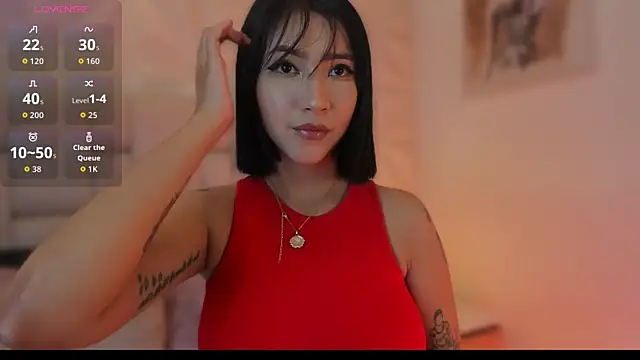 emma woods  online show from 10.06.25