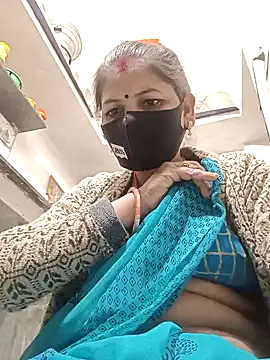 Snapshot of Riyaa-Devi chatting on 12.23.24 Riyaa-Devi online show from 12.23.24