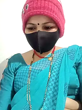 Snapshot of Riyaa-Devi chatting on 01.07.25 Riyaa-Devi online show from 01.07.25