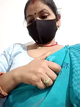 Snapshot of Riyaa-Devi chatting on 01.28.25 Riyaa-Devi online show from 01.28.25