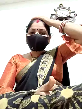 Snapshot of Riyaa-Devi chatting on 01.30.25 Riyaa-Devi online show from 01.30.25