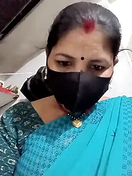 Snapshot of Riyaa-Devi chatting on 02.16.25 Riyaa-Devi online show from 02.16.25