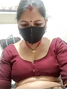 Snapshot of Riyaa-Devi chatting on 02.20.25 Riyaa-Devi online show from 02.20.25