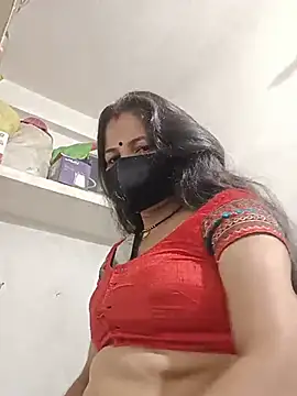 Snapshot of Riyaa-Devi chatting on 07.14.26 Riyaa-Devi online show from 07.14.26