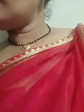 Snapshot of Riyaa-Devi chatting on 07.26.26 Riyaa-Devi online show from 07.26.26