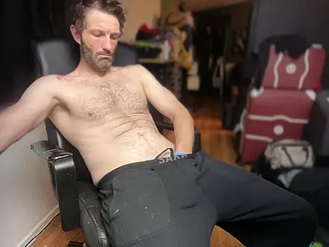 Snapshot of leanjamesdean chatting on 02.24.26 leanjamesdean online show from 02.24.26