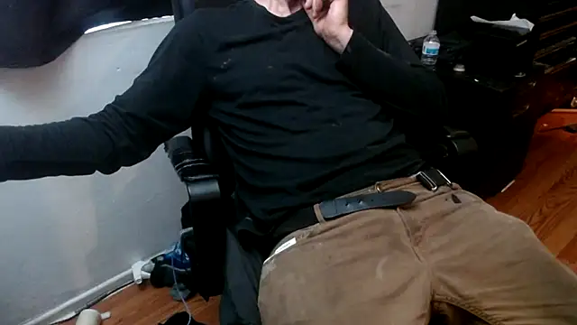 Snapshot of leanjamesdean chatting on 08.02.26 leanjamesdean online show from 08.02.26
