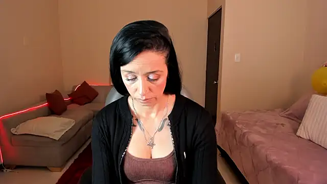 Snapshot of Kristen_Garner chatting on 06.30.26 Kristen Garner online show from 06.30.26