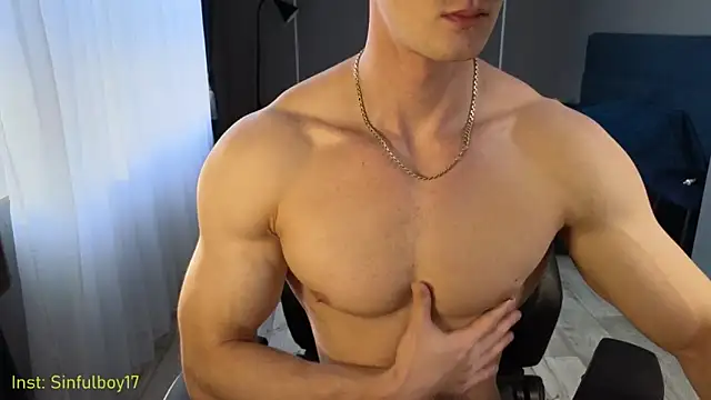 Snapshot of Richard_mils chatting on 12.17.25 Richard mils online show from 12.17.25