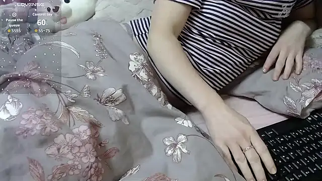 Viktoriiya bald online show from 11.25.25