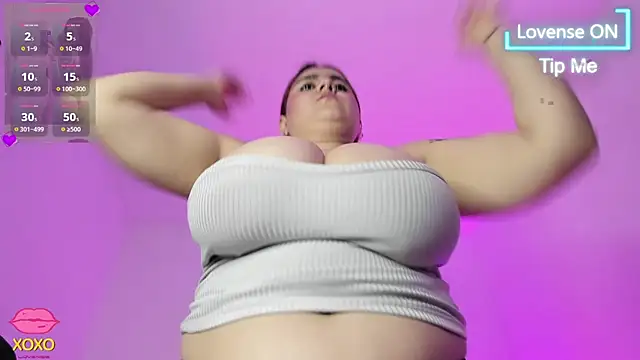 nicolleu99 online show from 02.14.26