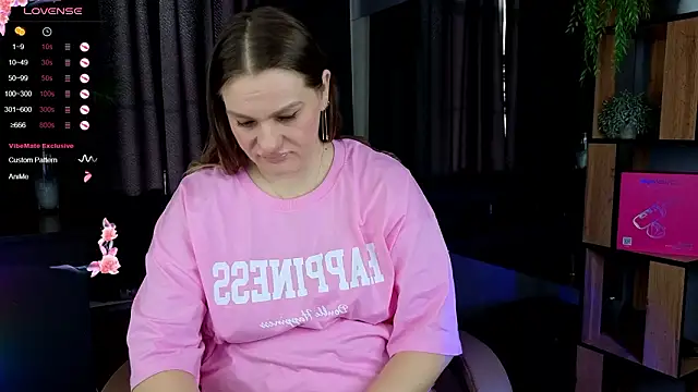 Snapshot of EndlessLustX chatting on 02.19.26 EndlessLustX online show from 02.19.26