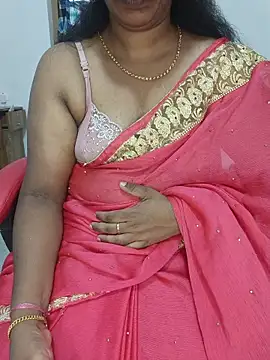 Snapshot of Malluivaniya chatting on 12.05.25 Malluivaniya online show from 12.05.25
