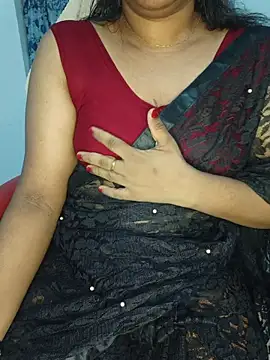 Snapshot of Malluivaniya chatting on 07.15.26 Malluivaniya online show from 07.15.26