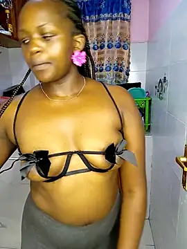 TerryAssqueen254 online show from 02.26.25