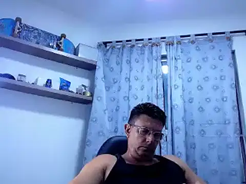 Snapshot of pedropicapi chatting on 01.15.25 pedropicapi online show from 01.15.25