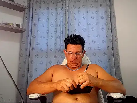 Snapshot of pedropicapi chatting on 11.02.25 pedropicapi online show from 11.02.25